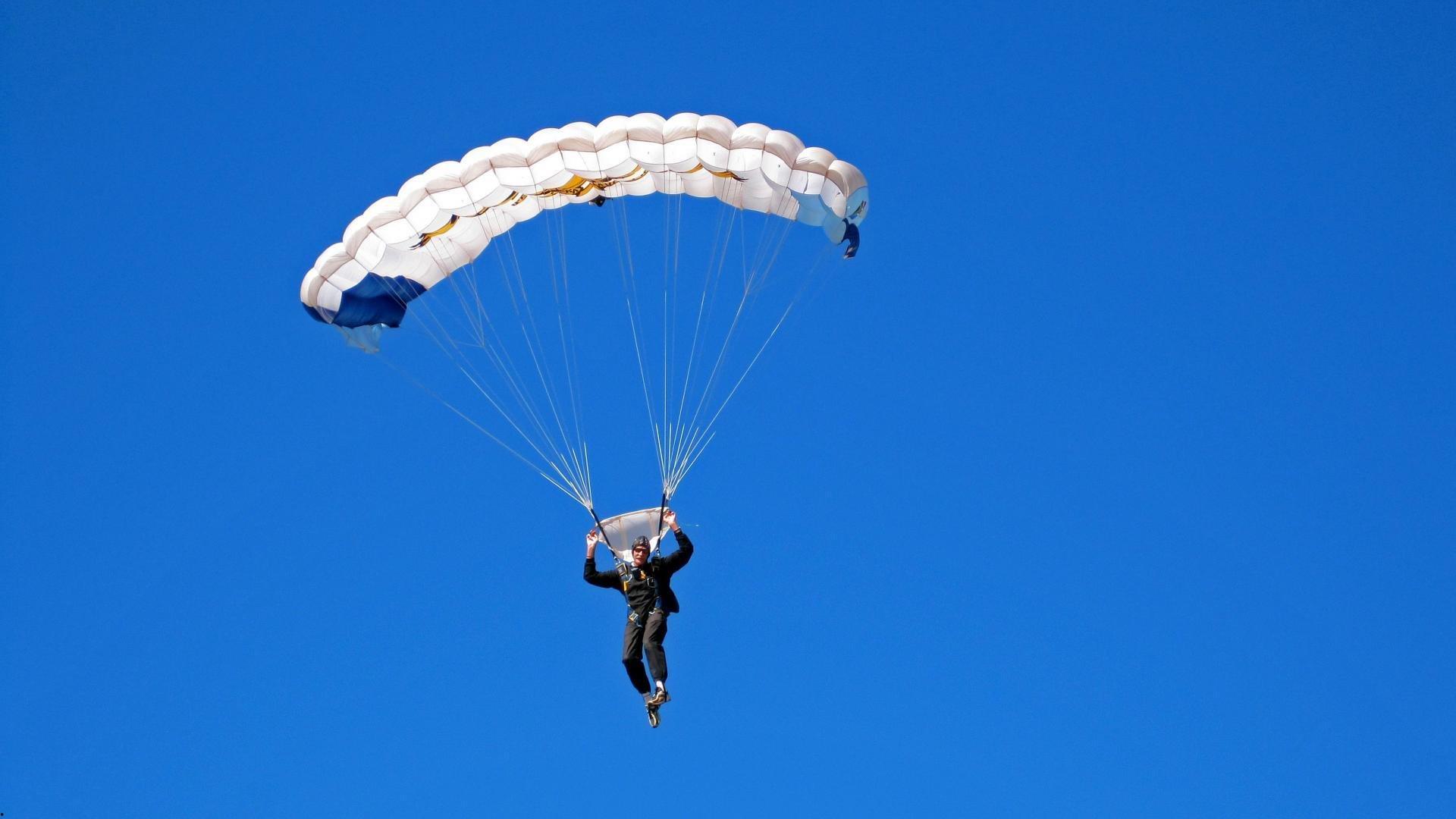 中国冰雪运动蓬勃发展，年轻选手国际赛场崭露头角-B体育