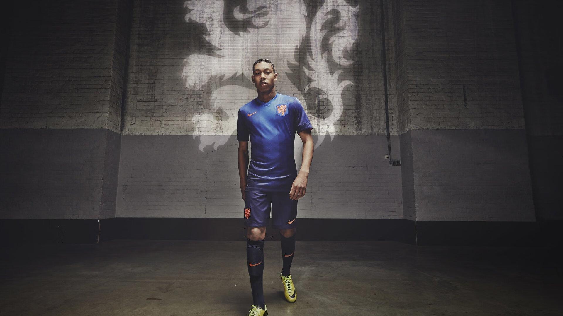 中国短道速滑队世锦赛再创佳绩 混合接力夺金展现团队实力